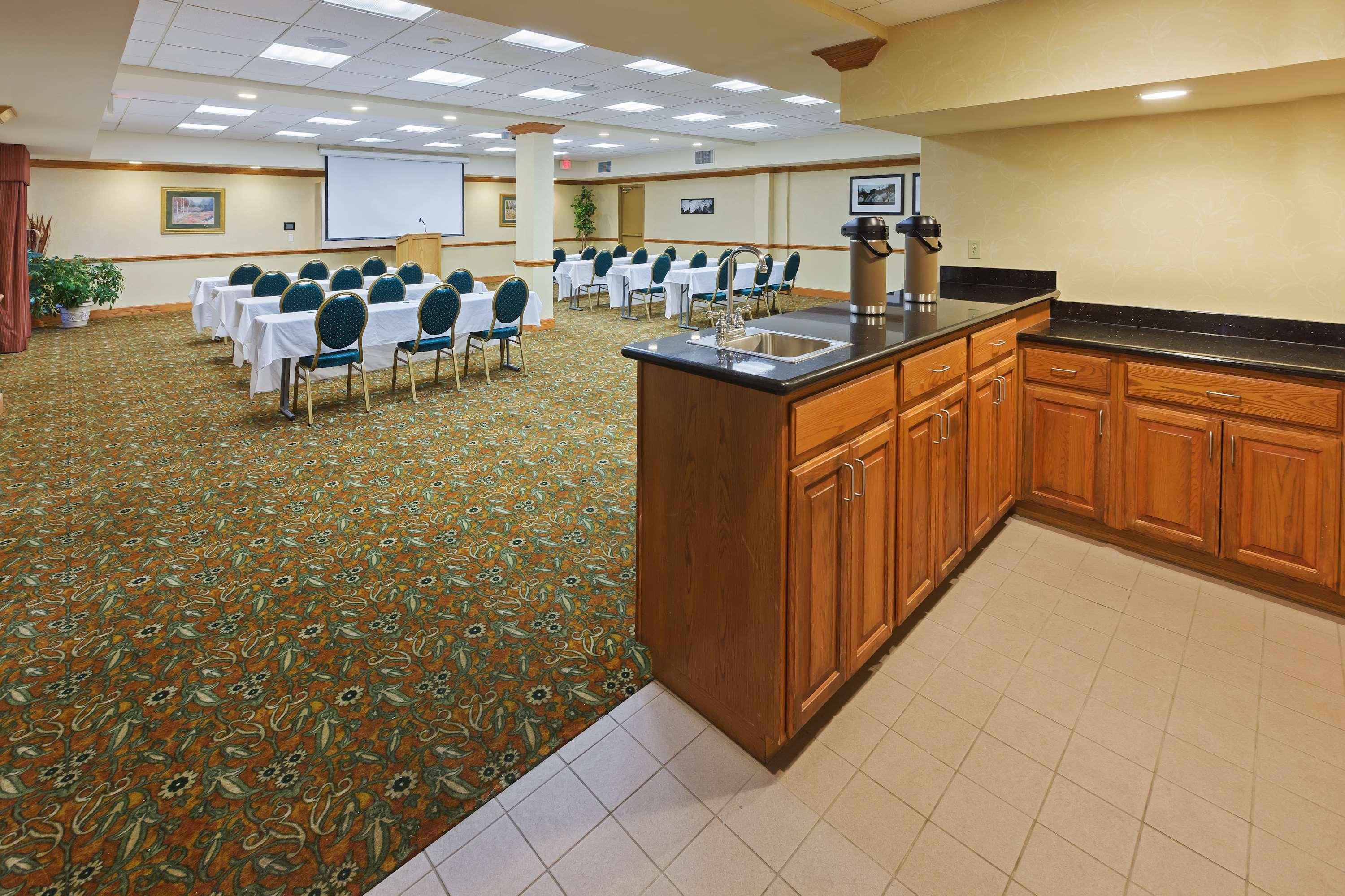 Country Inn & Suites By Radisson, Oklahoma City At Northwest Expressway, Ok Negocio foto